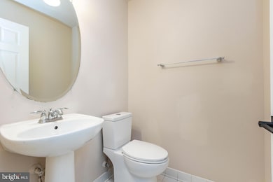 20118 Macintosh Ln, Germantown, MD 20876 - photo 7