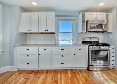 695 E 4th St unit 3, Boston, MA 02127 - photo 4