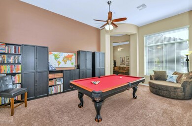 40930 N Lambert Trail-large-005-066-Livi