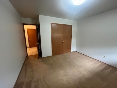 Bedroom (2)