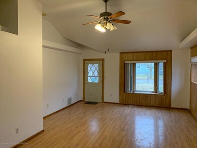 2922 Risdale Ave, Lansing, MI 48911 - photo 3