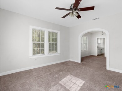 1013 Sacramento, San Antonio, TX 78201 - photo 4