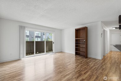 8025 234th St SW unit 107, Edmonds, WA 98026 - photo 3