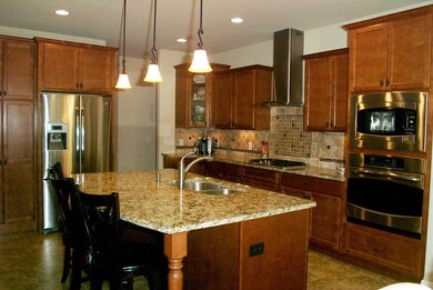 607 Prairie Grass Rd, Oregon, WI 53575 - photo 4