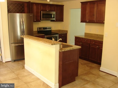 43906 Simmonwood Way, California, MD 20619 - photo 2