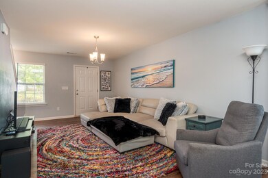 120 Harvest Pointe Dr, Statesville, NC 28677 - photo 2