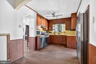 1415 Mount Laurel Rd, Temple, PA 19560 - photo 7