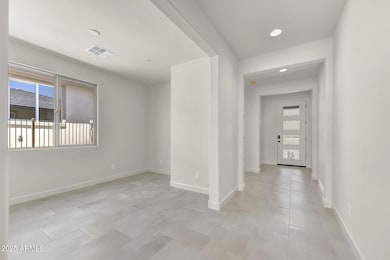 05) FOYER