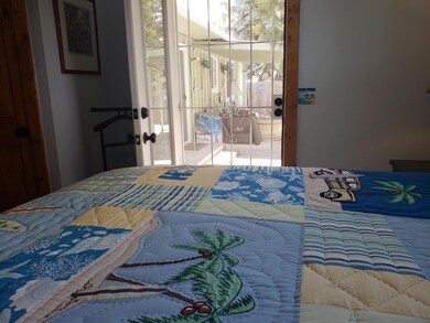 1402 NW Hawthorne Ave, Grants Pass, OR 97526 - photo 7