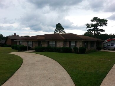 4631 Deerfield Dr, Pensacola, FL 32526 - photo 6