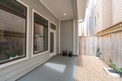 4404 Schuler St unit A, Houston, TX 77007 - photo 6