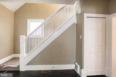 821 W Main St, Palmyra, PA 17078 - photo 5