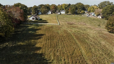 300 Meek St, Martin, TN 38237 - photo 5