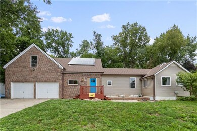 10824 W 57th Terrace, Shawnee, KS 66203 - photo 2
