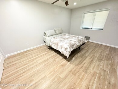4189 Amboy Rd unit 6A, Staten Island, NY 10308 - photo 5