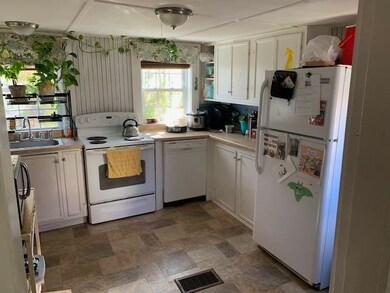 25 Maple St, Concord, NH 03301 - photo 2