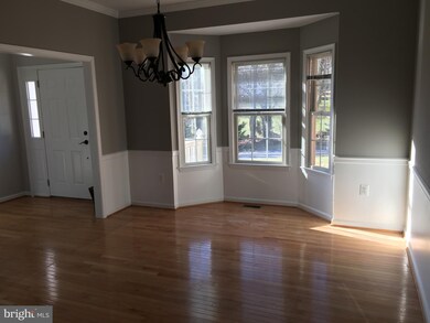 2259 Mallard Pond Dr, Sykesville, MD 21784 - photo 7