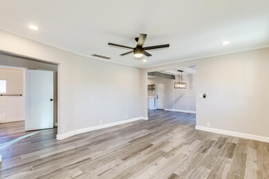 504 W Pepper Place, Mesa, AZ 85201 - photo 4