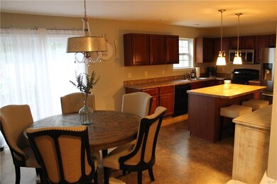 497 S Lehigh Gap St, Walnutport, PA 18088 - photo 3