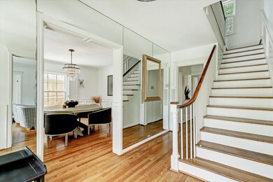 2136 Pelham Dr, Houston, TX 77019 - photo 3