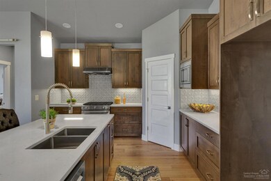 3634 SW 47th St, Redmond, OR 97756 - photo 7