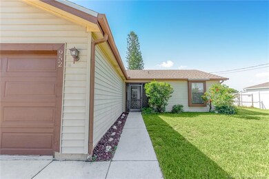 952 SW McComkle Ave, Port Saint Lucie, FL 34953 - photo 3