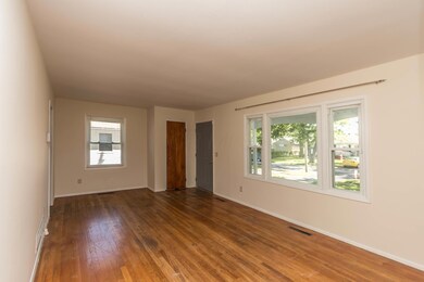 Living Room-3