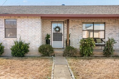 114 Green Meadows Ln, Fredericksburg, TX 78624 - photo 2