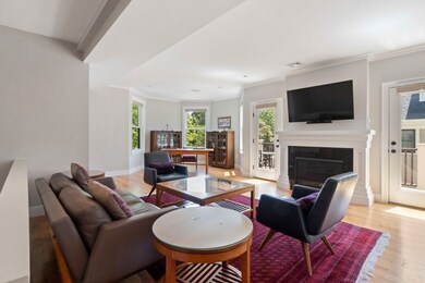 90 Babcock St unit 2, Brookline, MA 02446 - photo 2