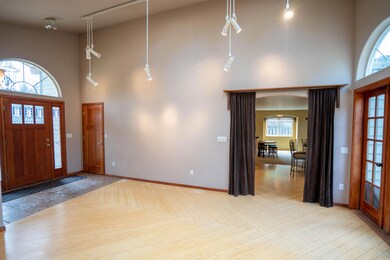 2861 NE Adrian Ct, Bend, OR 97701 - photo 6