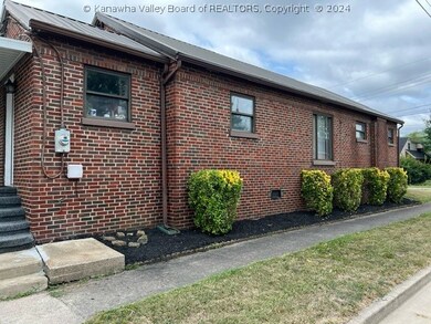 112 20th St, Dunbar, WV 25064 - photo 2