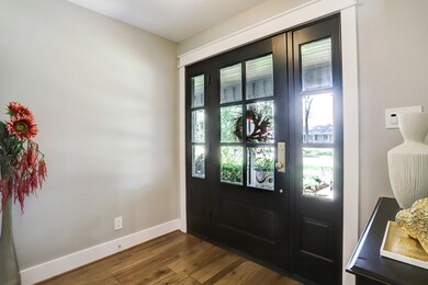 10018 Burgoyne Rd, Houston, TX 77042 - photo 5