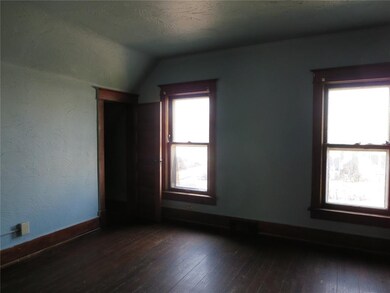 1501 4th Ave SE, Cedar Rapids, IA 52403 - photo 6