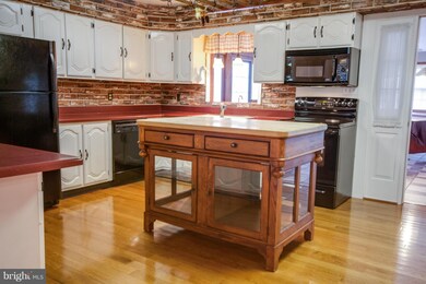 2491 Emmanuel Ct, Huntingtown, MD 20639 - photo 5