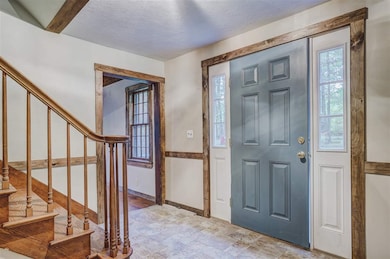 11 Tuttle Ln, Hillsborough, NH 03244 - photo 5