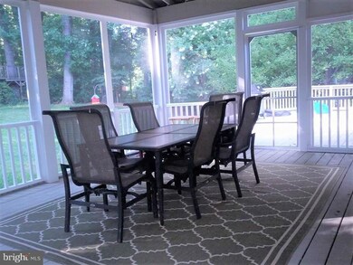 211 Yeonas Dr SW, Vienna, VA 22180 - photo 5