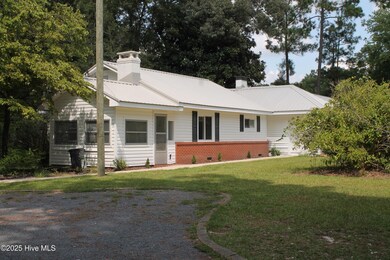 496 Holly Grove School Rd, West End, NC 27376 - photo 2