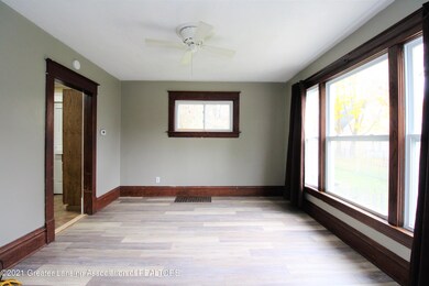 1114 W Ottawa St, Lansing, MI 48915 - photo 7