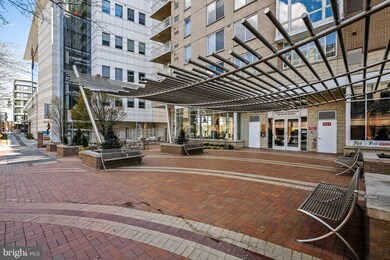 The Crescent unit 310, Silver Spring, MD 20910 - photo 2