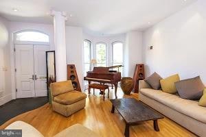 1312 R St NW unit B, Washington, DC 20009 - photo 2