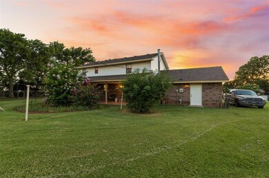 318 S Adams St, Pocasset, OK 73079 - photo 5