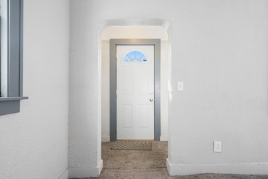 1516 Cole Ave NE, Grand Rapids, MI 49505 - photo 6