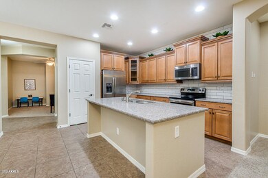 40907 N Linden St, San Tan Valley, AZ 85140 - photo 4