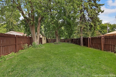 1504 W Monroe St, Waukegan, IL 60085 - photo 2