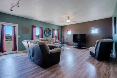 6020 Kristy St, Farmington, NM 87401 - photo 4