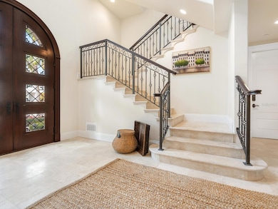 4129 Roberts Point Cir, Sarasota, FL 34242 - photo 6