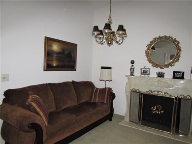 5219 Highgate Ct, Zephyrhills, FL 33541 - photo 6