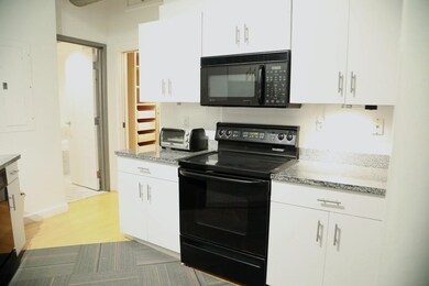 116 Lincoln St unit 2A, Boston, MA 02111 - photo 4