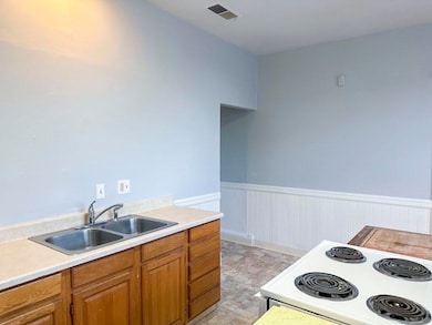 1408 Mcfarlan St, Eureka, CA 95501 - photo 5