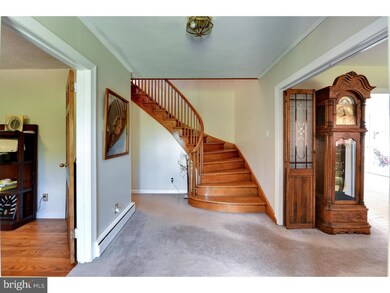 817 Crum Creek Rd, Springfield, PA 19064 - photo 3